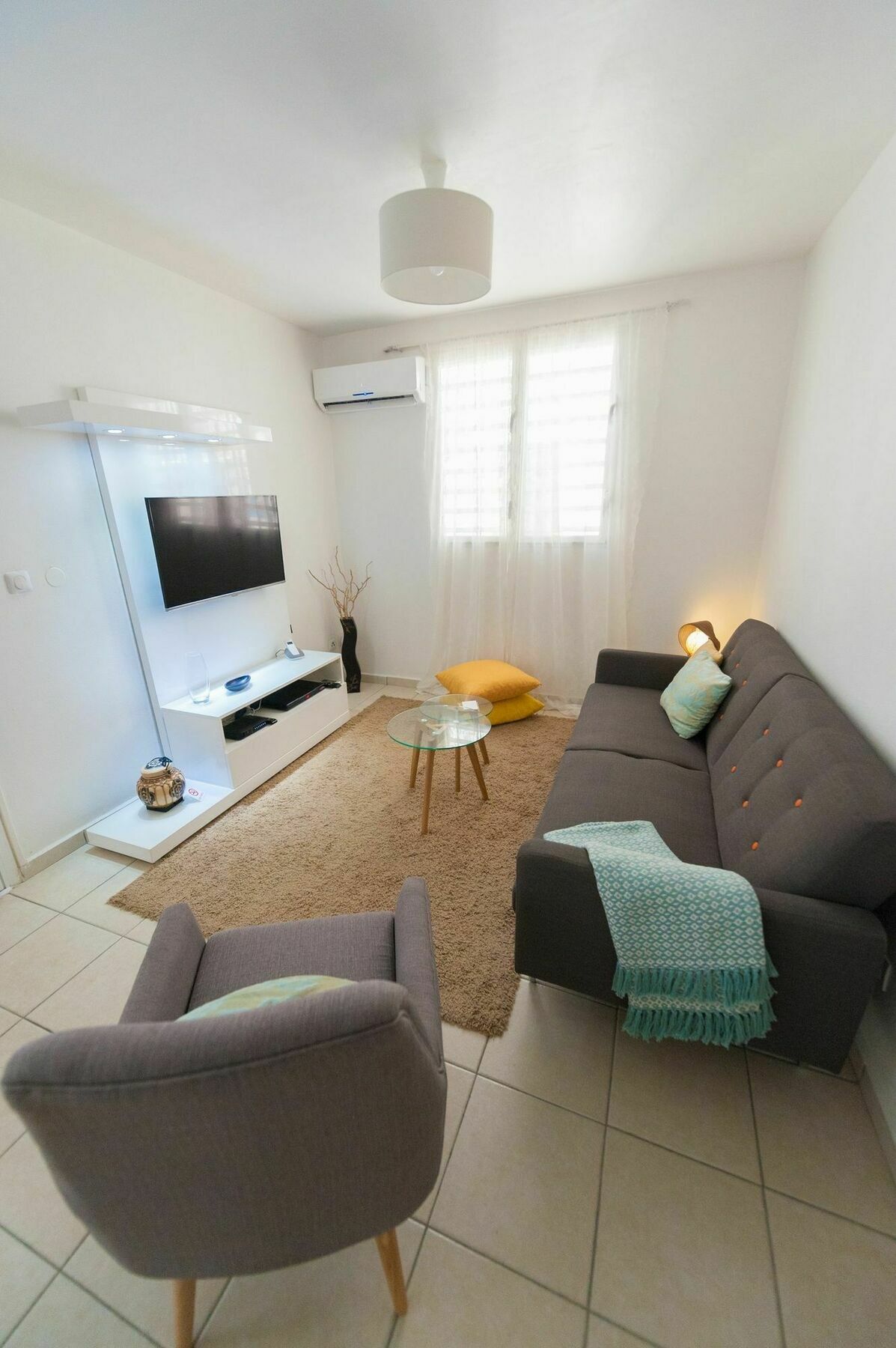 House With One Bedroom In Anne, With Furnished Garden And Wifi Apartment *